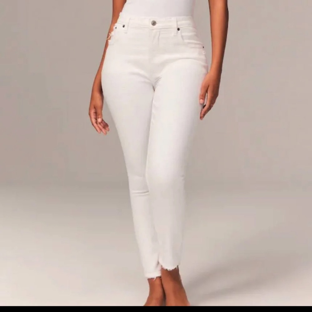 Abercrombie & Fitch White Skinny Jeans